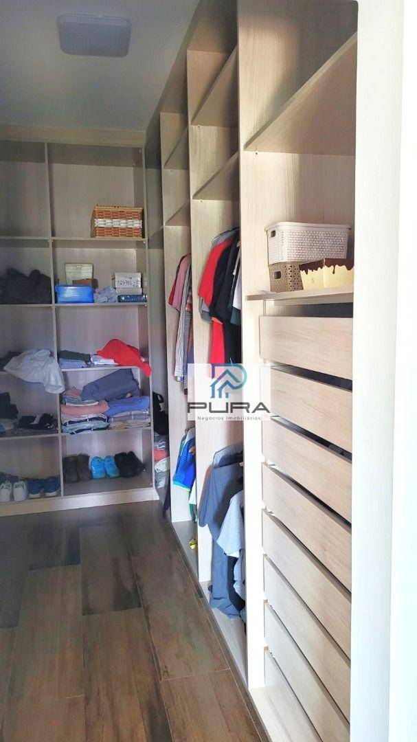 Casa à venda com 3 quartos, 215m² - Foto 11