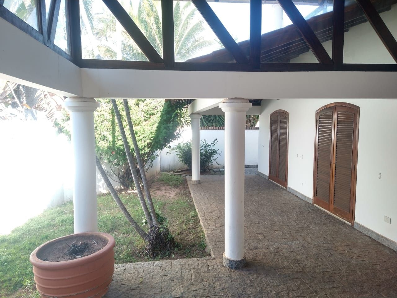 Casa para alugar com 8 quartos, 650m² - Foto 10