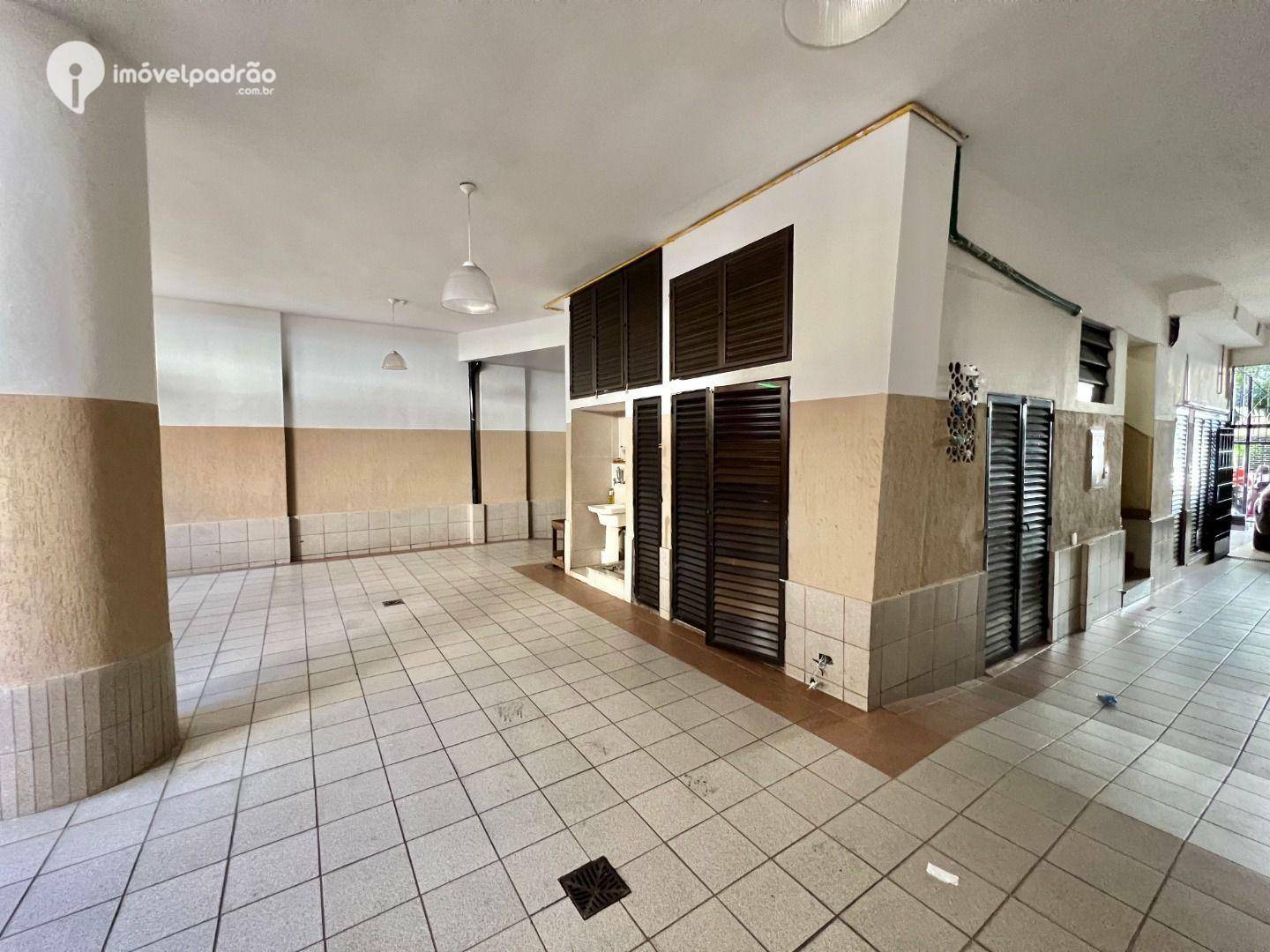 Apartamento à venda com 4 quartos, 220m² - Foto 8