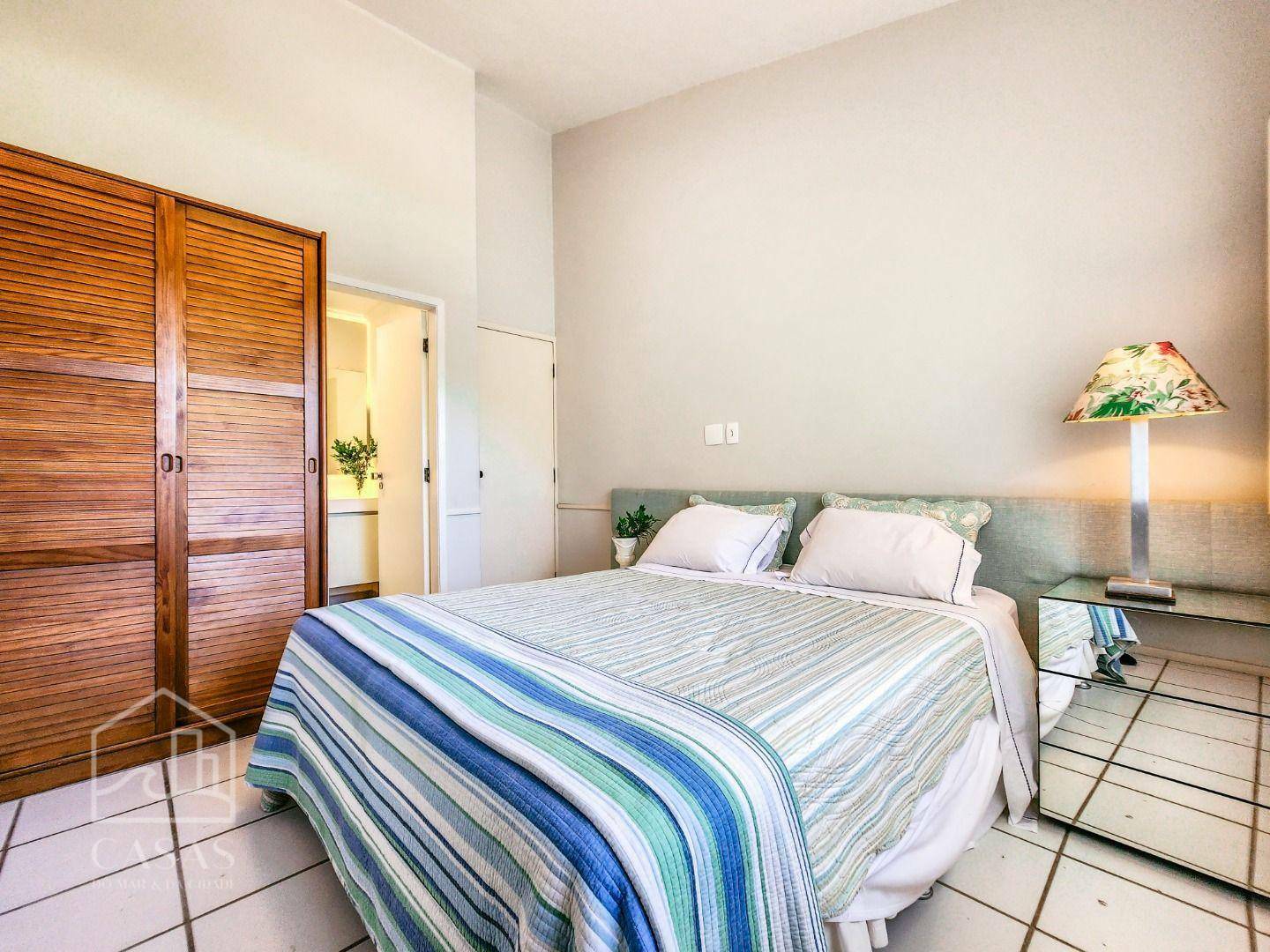Casa de Condomínio à venda e temporada com 4 quartos, 250m² - Foto 21