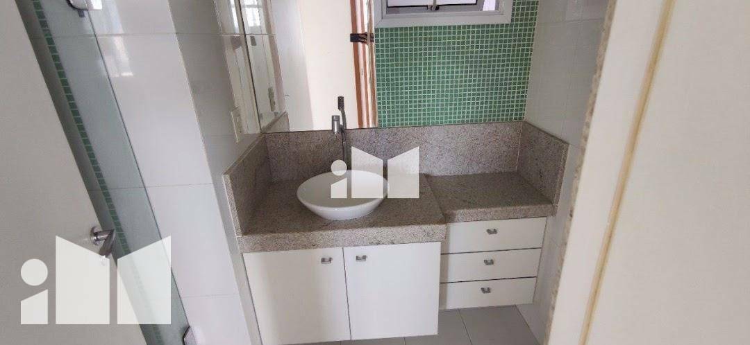 Apartamento à venda com 3 quartos, 94m² - Foto 12