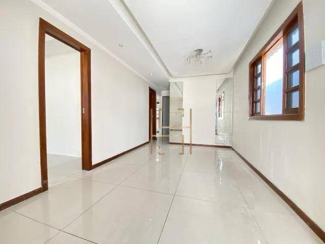 Casa à venda com 4 quartos, 220m² - Foto 4