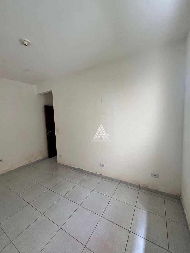 Casa para alugar com 2 quartos, 95m² - Foto 29