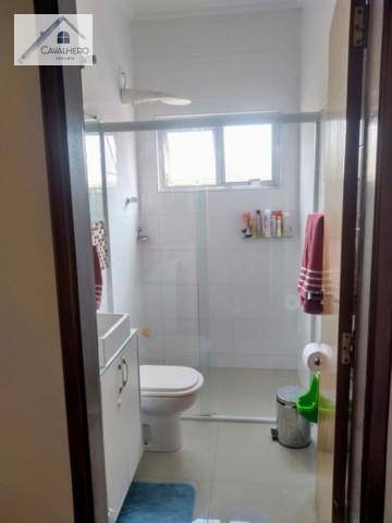 Apartamento à venda com 2 quartos, 64m² - Foto 6