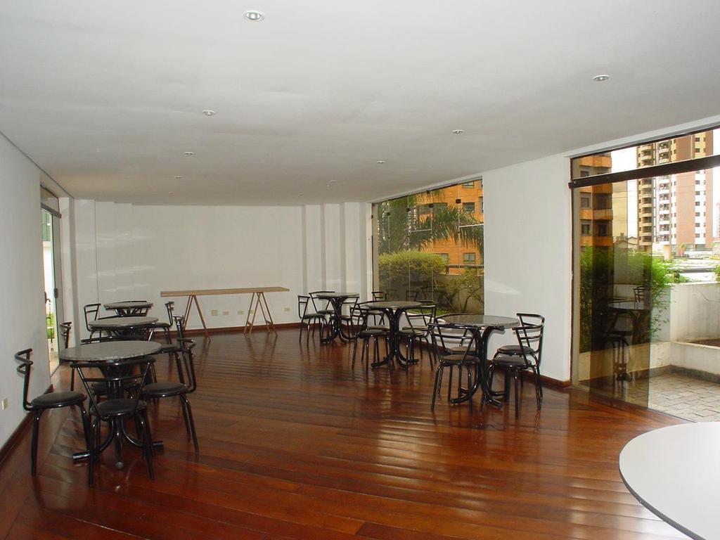 Apartamento à venda com 4 quartos, 210m² - Foto 9