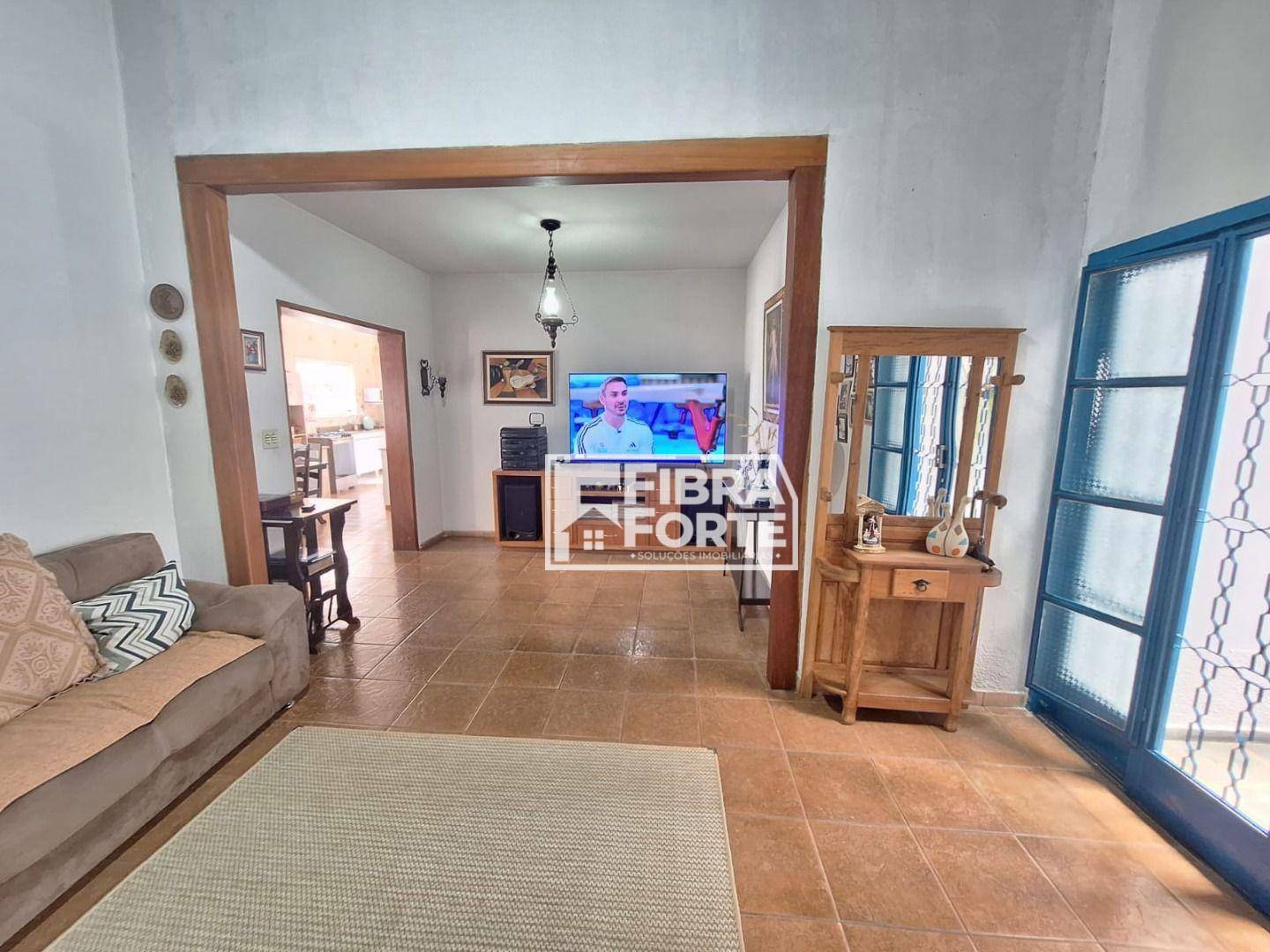 Casa à venda com 3 quartos, 154m² - Foto 2