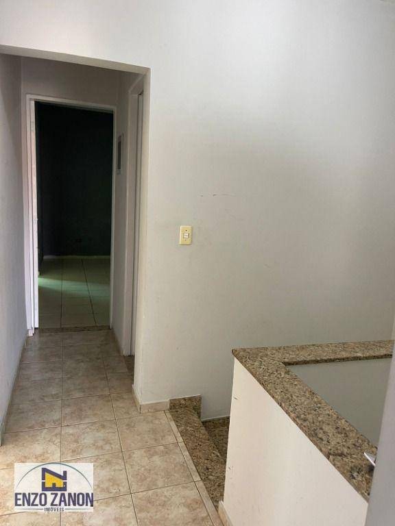 Sobrado à venda com 4 quartos, 200m² - Foto 15