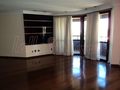 Apartamento para alugar com 3 quartos, 180m² - Foto 1