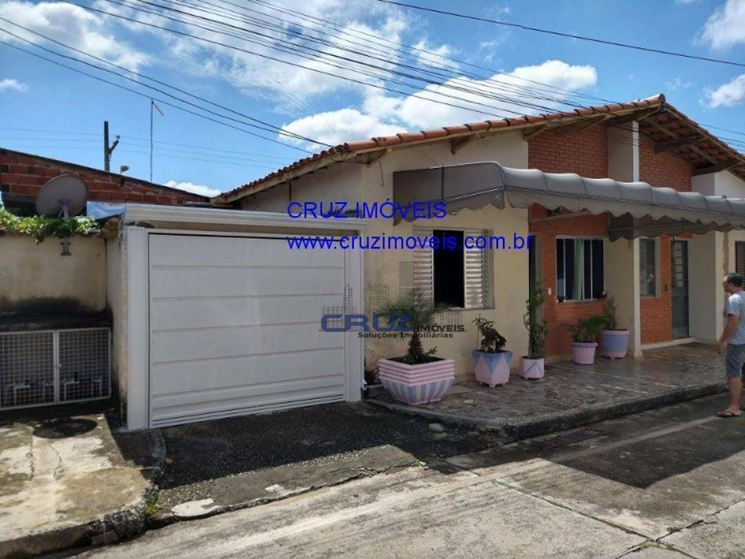 Casa à venda com 2 quartos, 60m² - Foto 3