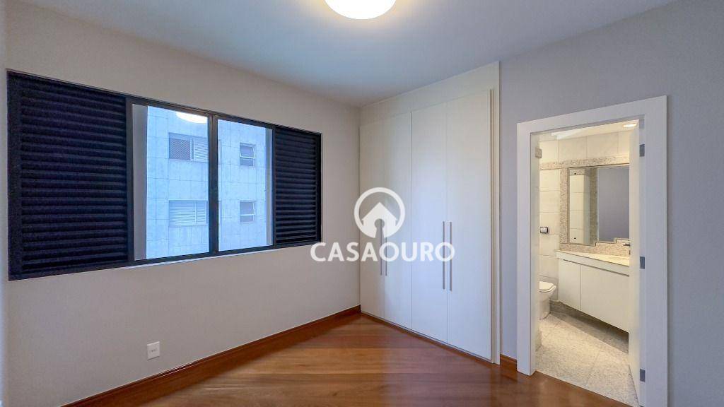 Apartamento à venda com 4 quartos, 280m² - Foto 16