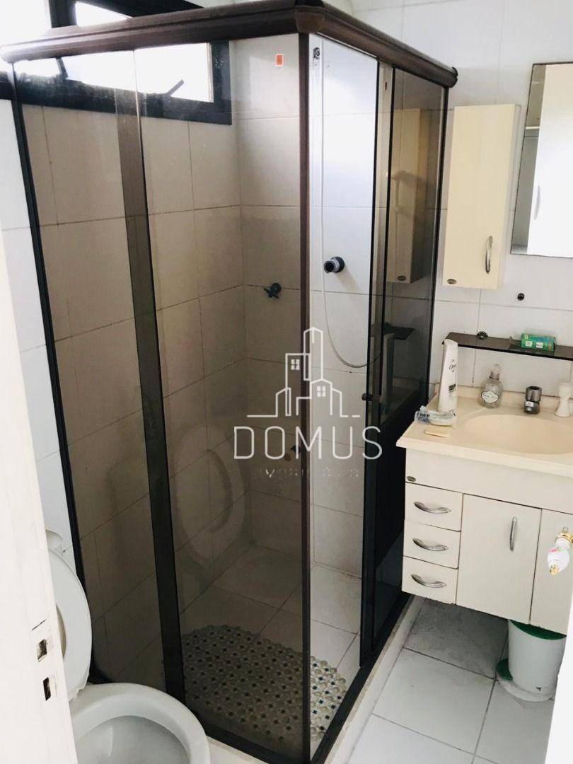 Apartamento à venda com 2 quartos, 66m² - Foto 12