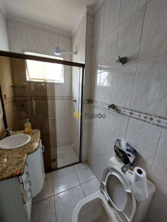 Apartamento à venda com 2 quartos, 64m² - Foto 13