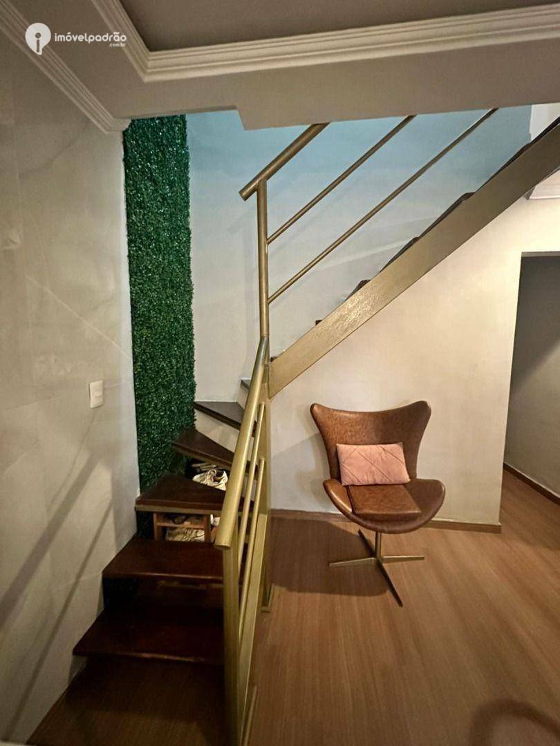 Casa à venda com 2 quartos, 89m² - Foto 5