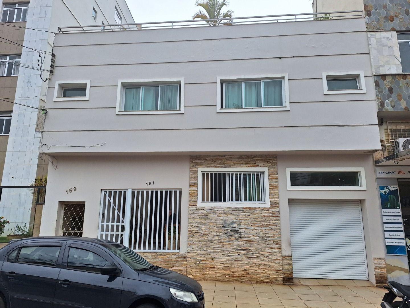 Casa para alugar com 5 quartos, 277m² - Foto 63