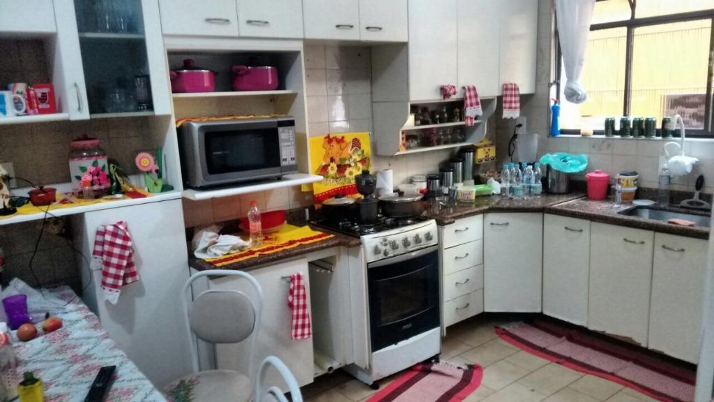 Sobrado à venda com 3 quartos, 140m² - Foto 2