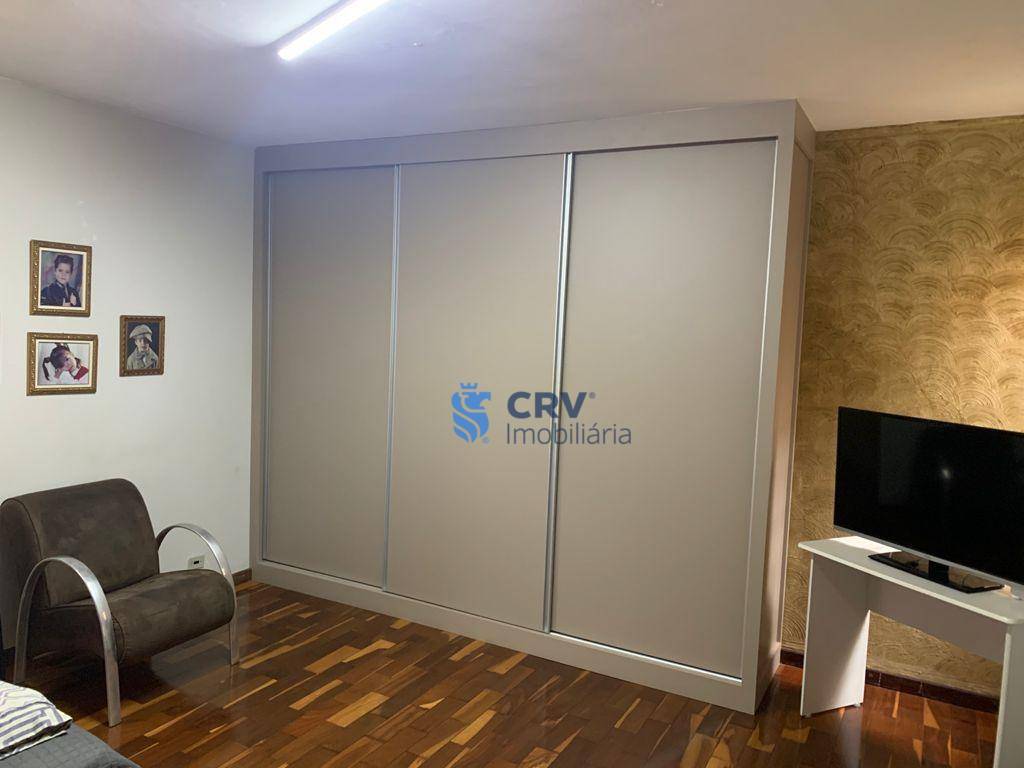 Casa à venda com 3 quartos, 250m² - Foto 17