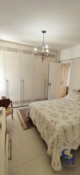 Apartamento à venda com 3 quartos, 123m² - Foto 8