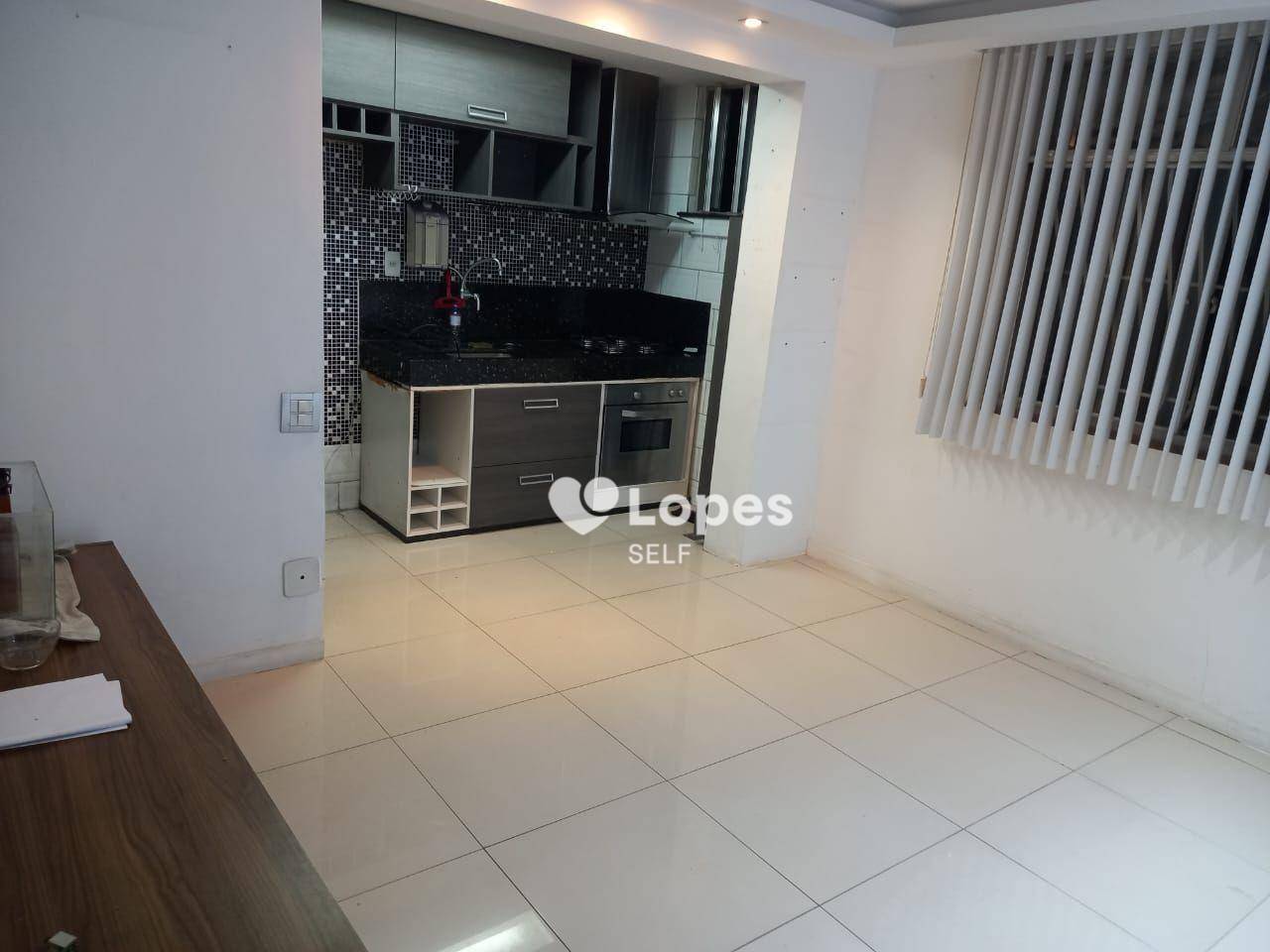 Apartamento à venda com 2 quartos, 55m² - Foto 2