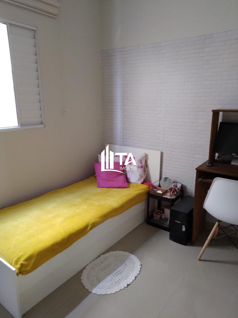 Casa à venda com 2 quartos, 69m² - Foto 6