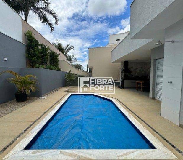 Casa de Condomínio para alugar com 3 quartos, 212m² - Foto 17