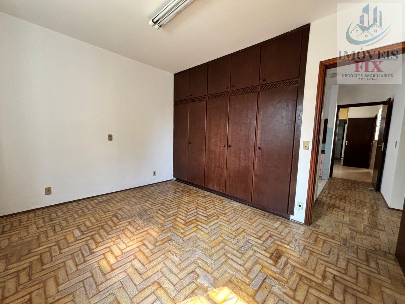 Casa à venda com 3 quartos, 152m² - Foto 17