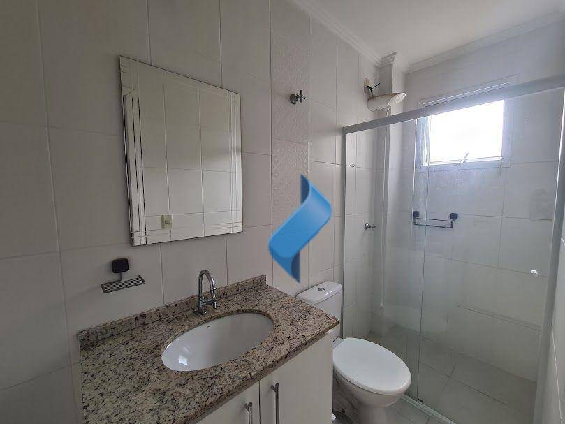 Apartamento para alugar com 2 quartos, 76m² - Foto 15