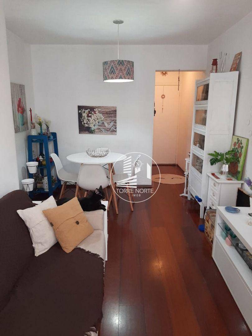 Apartamento à venda com 2 quartos, 60m² - Foto 9