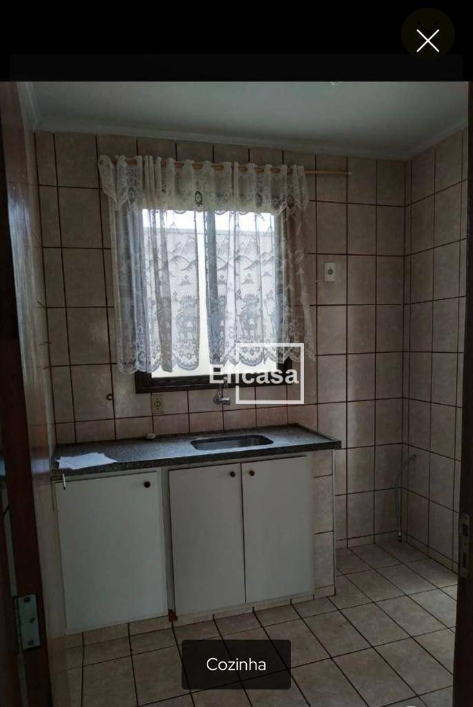 Apartamento à venda com 2 quartos, 60m² - Foto 2