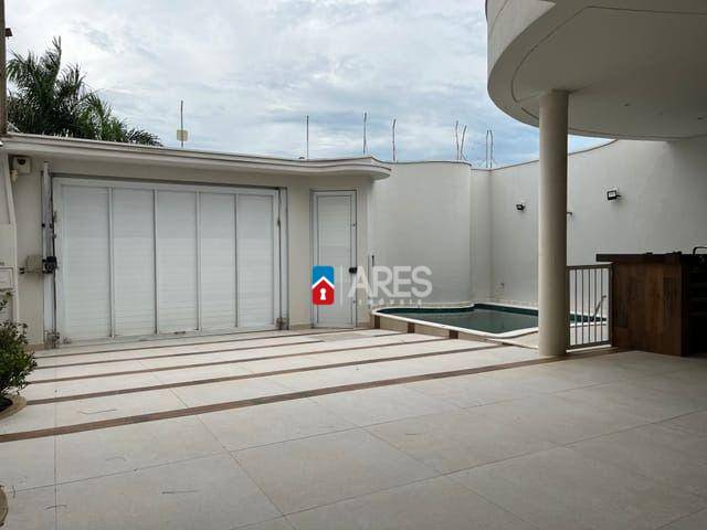 Casa à venda com 4 quartos, 301m² - Foto 7