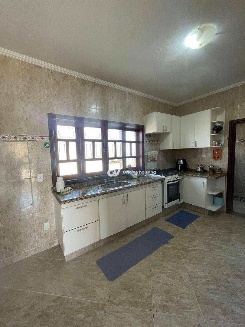 Sobrado à venda com 4 quartos, 218m² - Foto 28