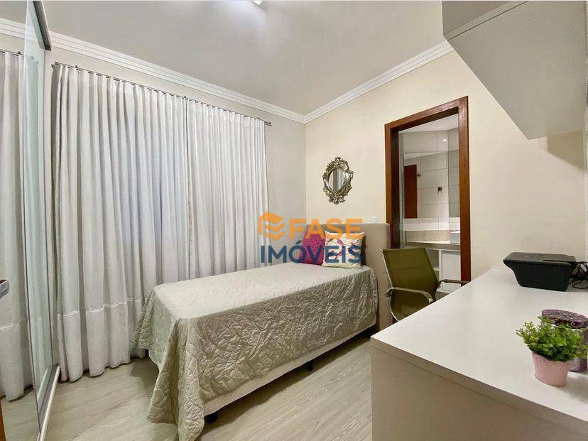 Apartamento à venda com 3 quartos, 130m² - Foto 7