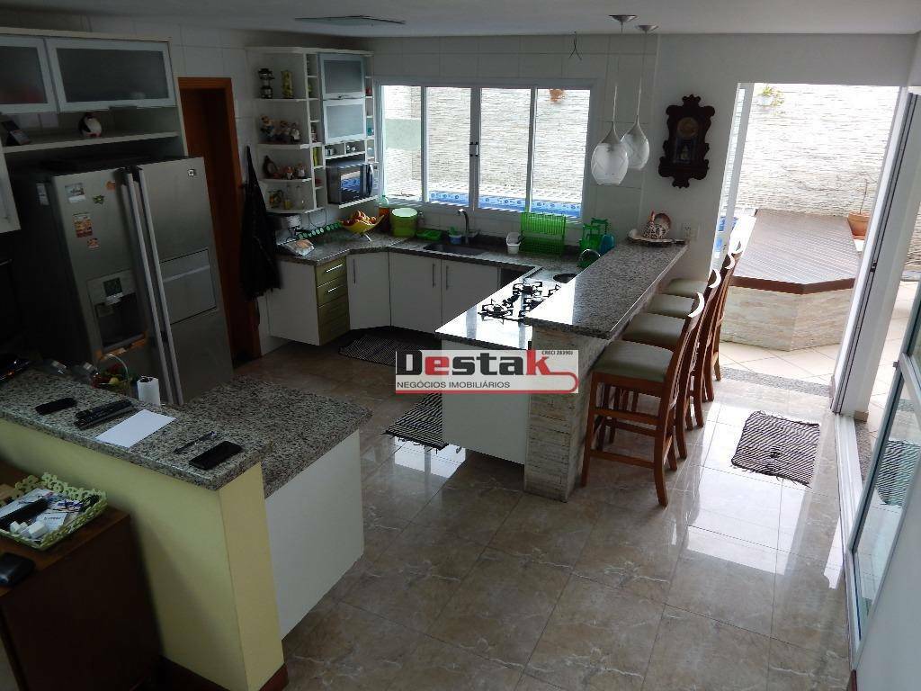 Sobrado à venda com 3 quartos, 250m² - Foto 10