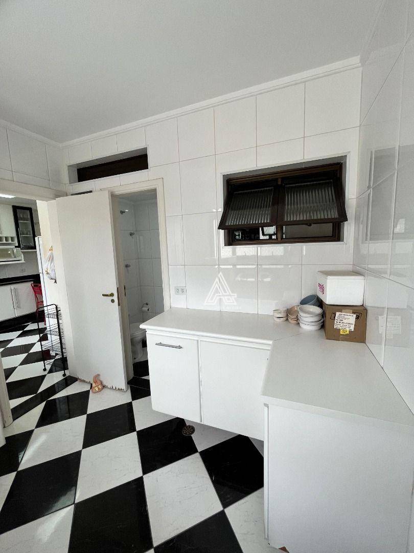 Apartamento à venda com 4 quartos, 150m² - Foto 93