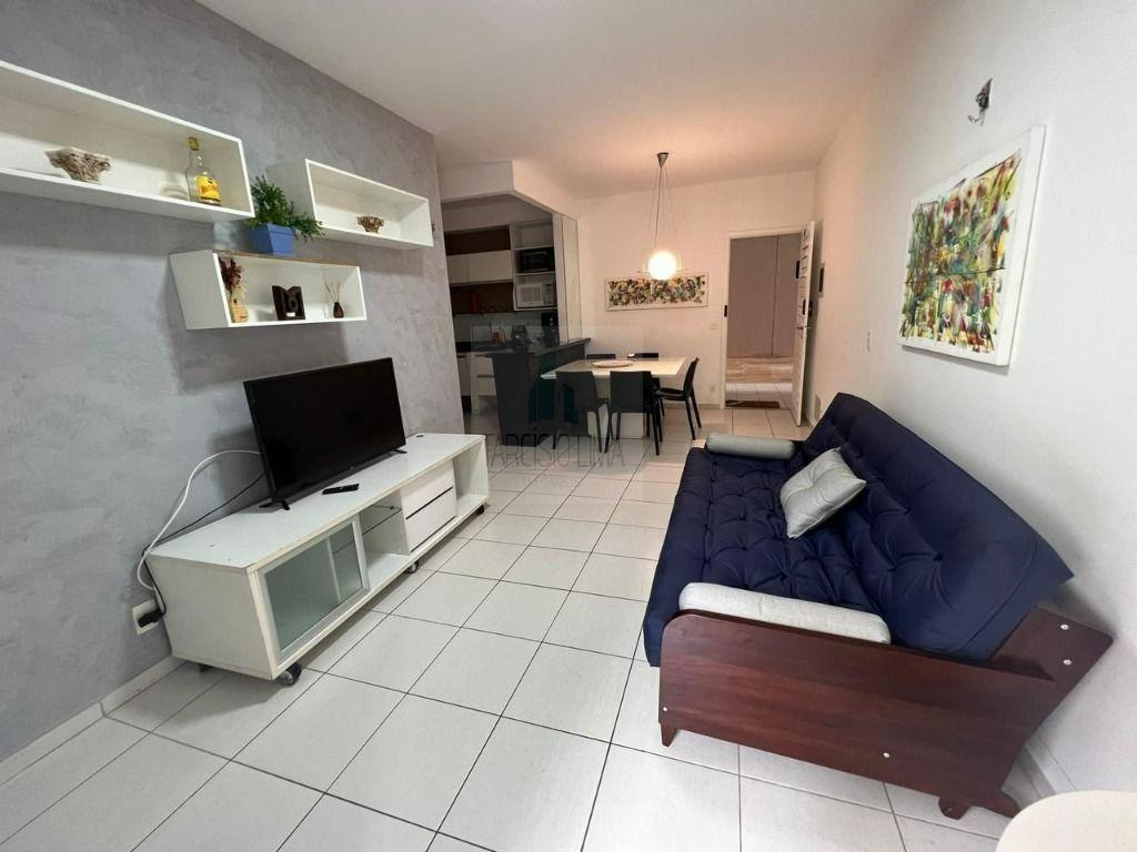 Apartamento à venda com 2 quartos, 72m² - Foto 4