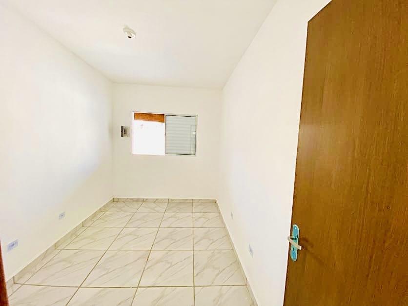 Casa à venda com 2 quartos, 125m² - Foto 13