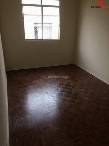 Apartamento para alugar com 2 quartos, 60m² - Foto 4