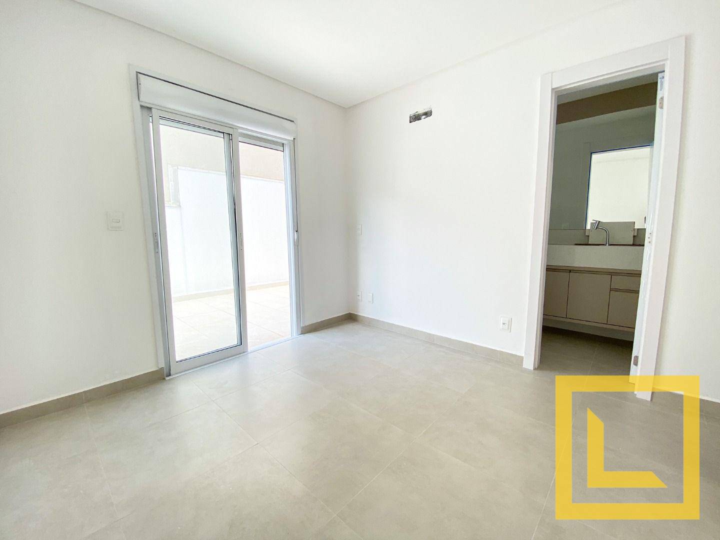 Apartamento à venda com 3 quartos, 170m² - Foto 15