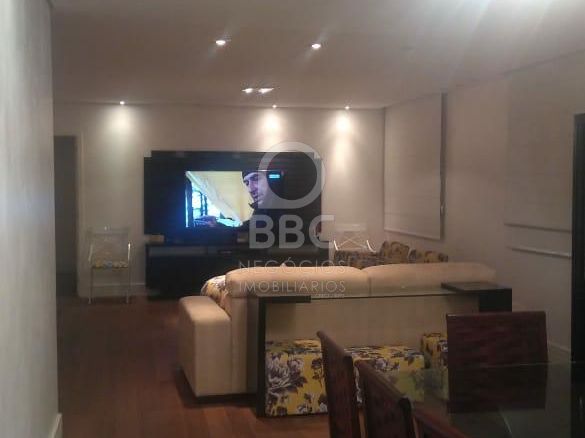 Apartamento à venda com 4 quartos, 186m² - Foto 2