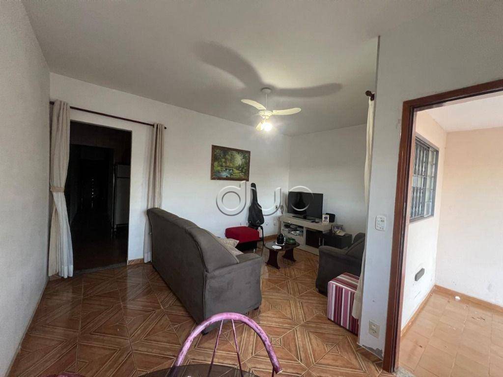 Casa à venda com 2 quartos, 82m² - Foto 2