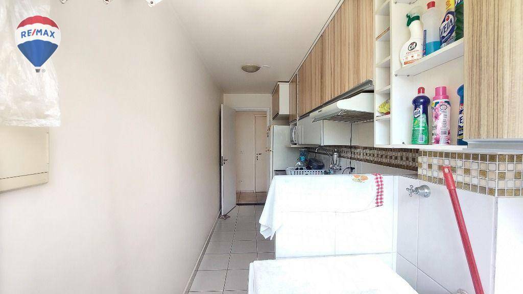 Apartamento à venda com 3 quartos, 70m² - Foto 8