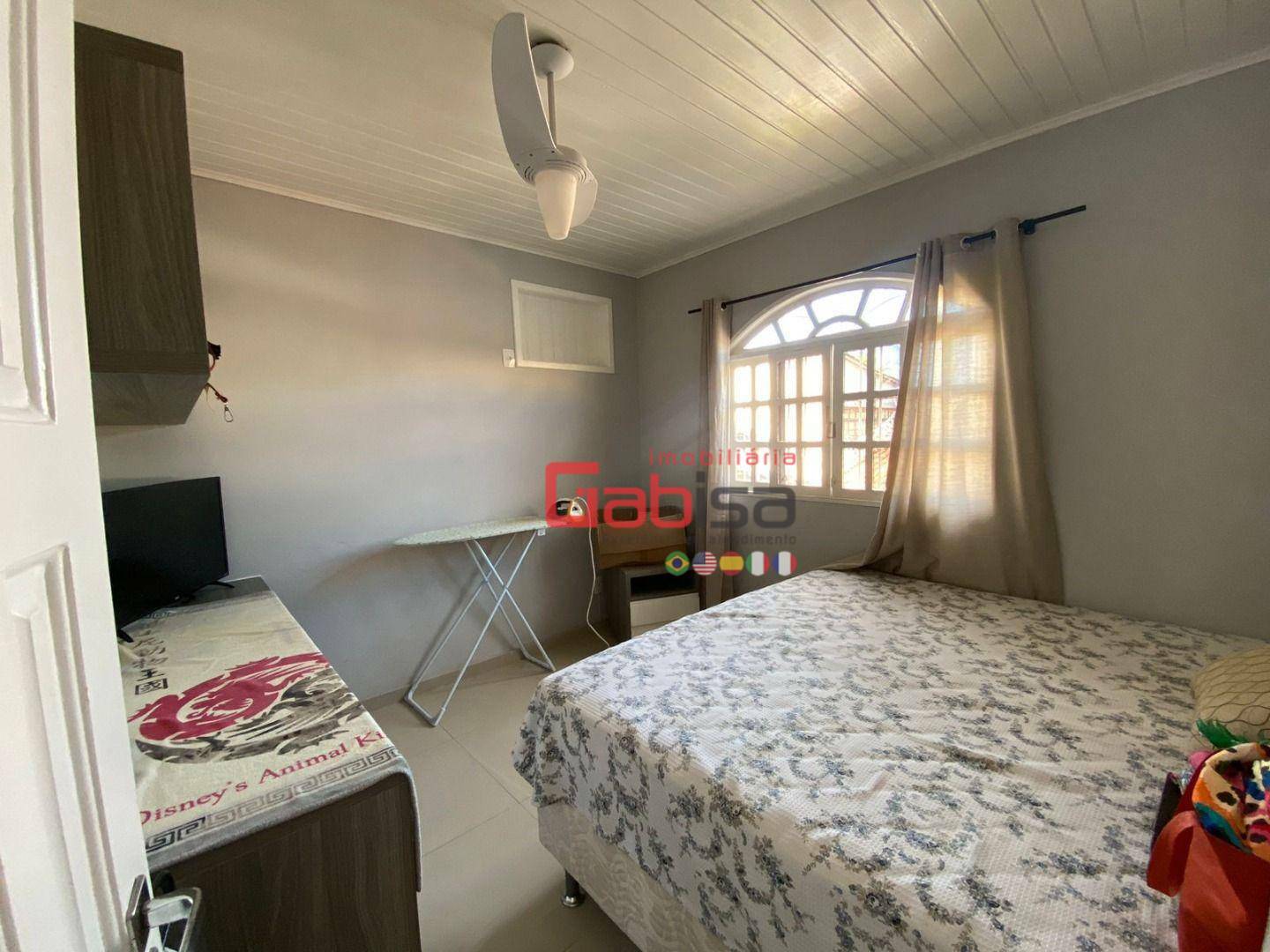 Casa à venda com 5 quartos, 300m² - Foto 17