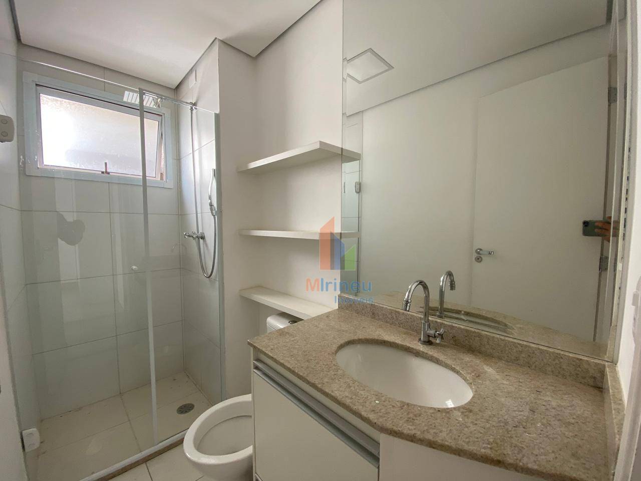 Apartamento para alugar com 2 quartos, 65m² - Foto 5