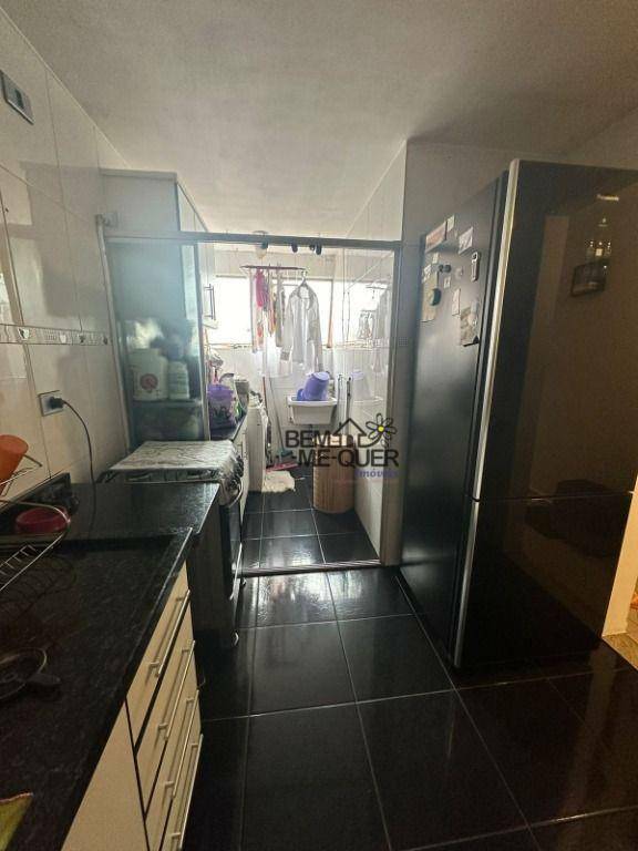 Apartamento à venda com 2 quartos, 60m² - Foto 6