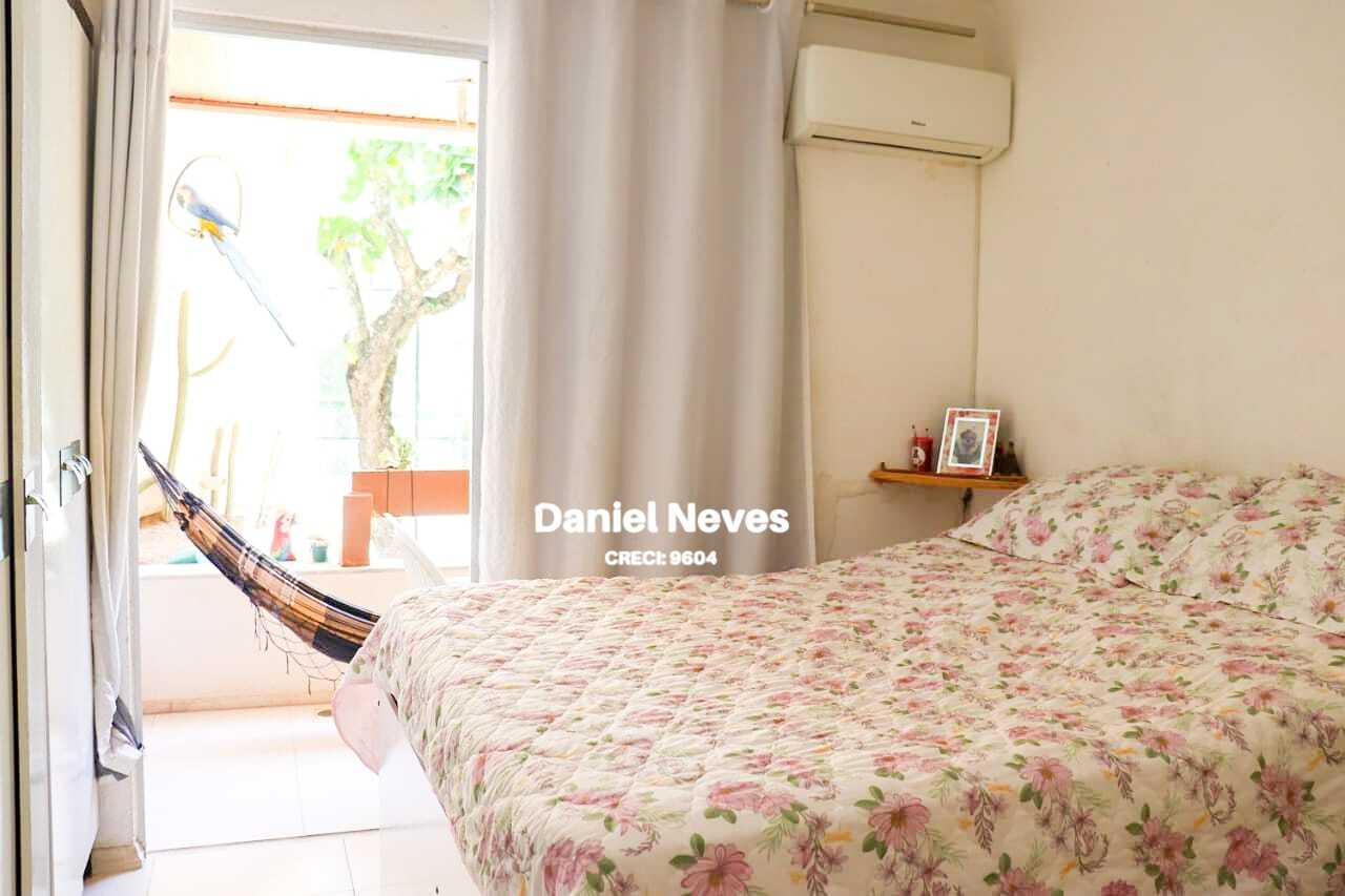 Casa à venda com 2 quartos, 70m² - Foto 4