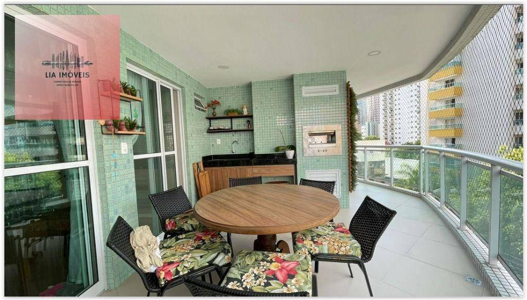 Apartamento para alugar com 3 quartos, 187m² - Foto 2