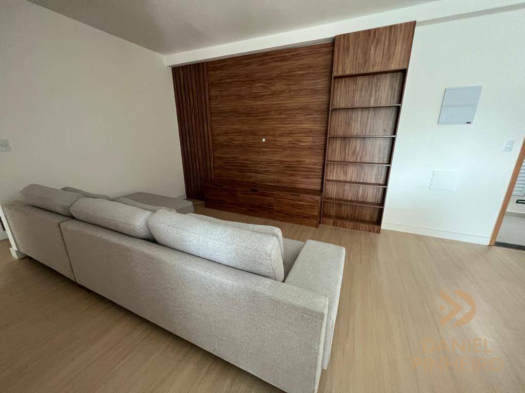 Apartamento à venda com 3 quartos, 117m² - Foto 5