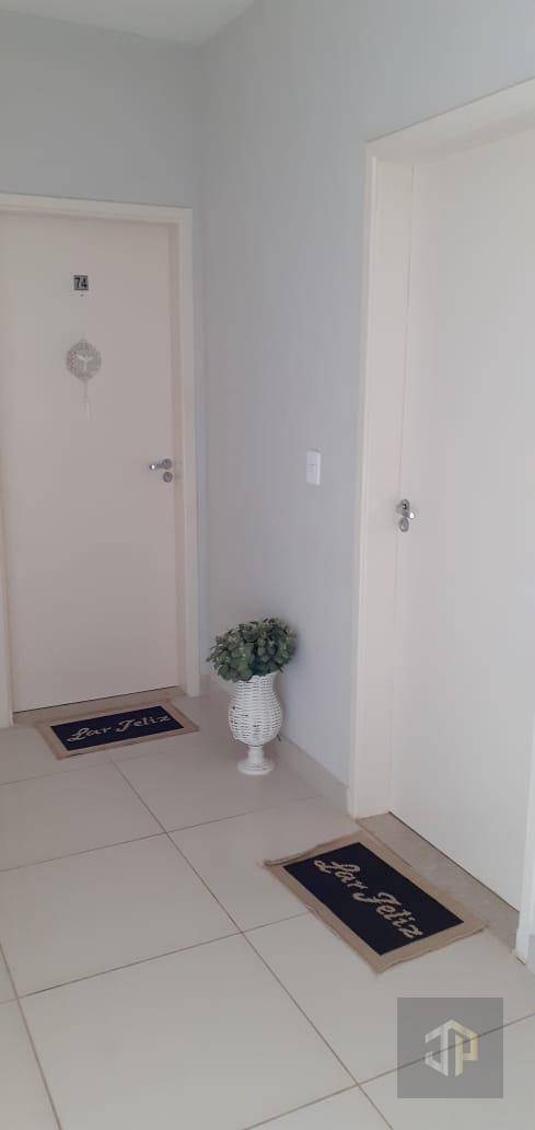 Apartamento à venda com 3 quartos, 94m² - Foto 1