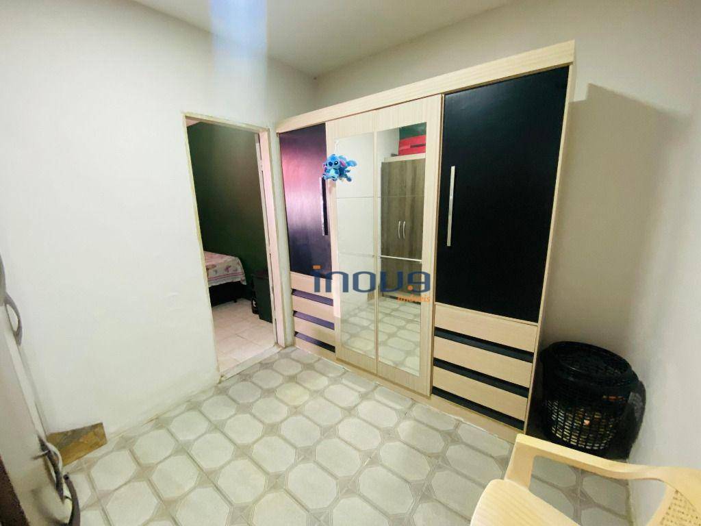 Casa à venda com 3 quartos, 82m² - Foto 8