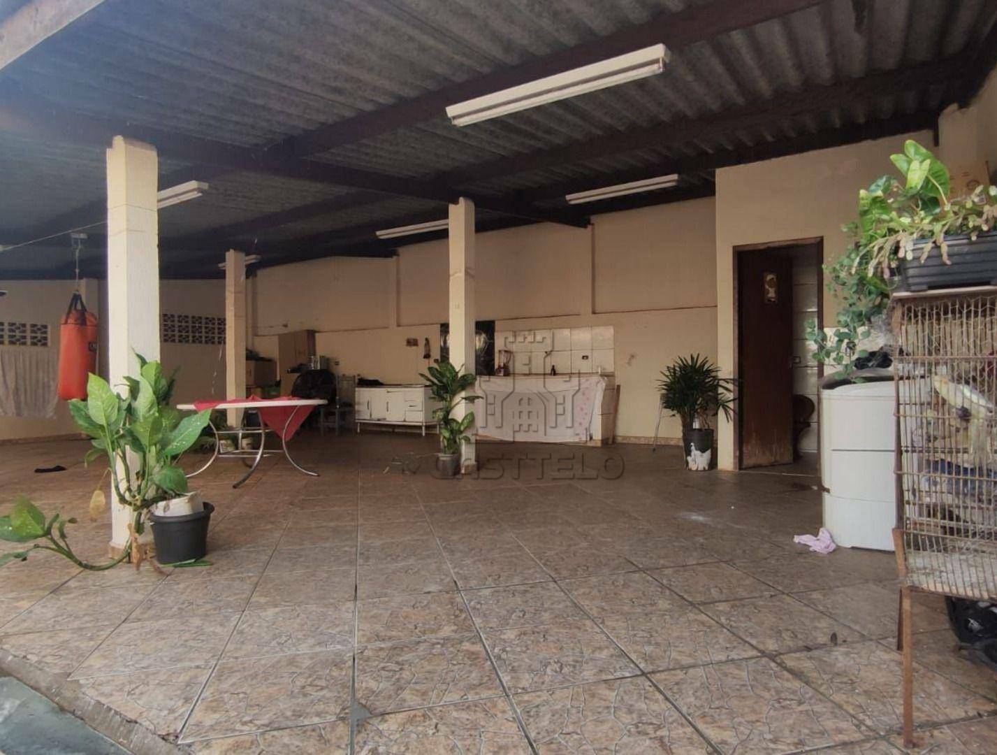 Casa à venda com 3 quartos, 110m² - Foto 4