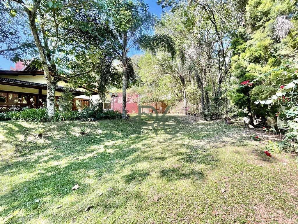 Casa de Condomínio à venda com 5 quartos, 446m² - Foto 24